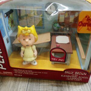 Peanuts Sally Brown Memory Lane Elementary School Classroom Deluxe Playset 2002